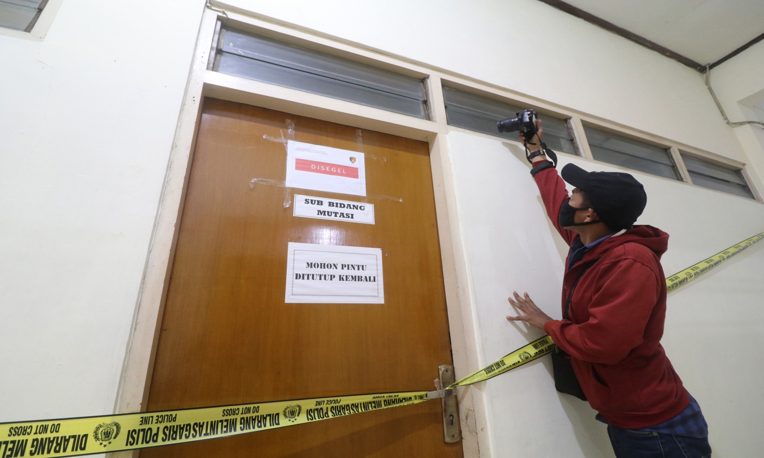 Bupati Nganjuk Ditahan Di Rutan Bareskrim