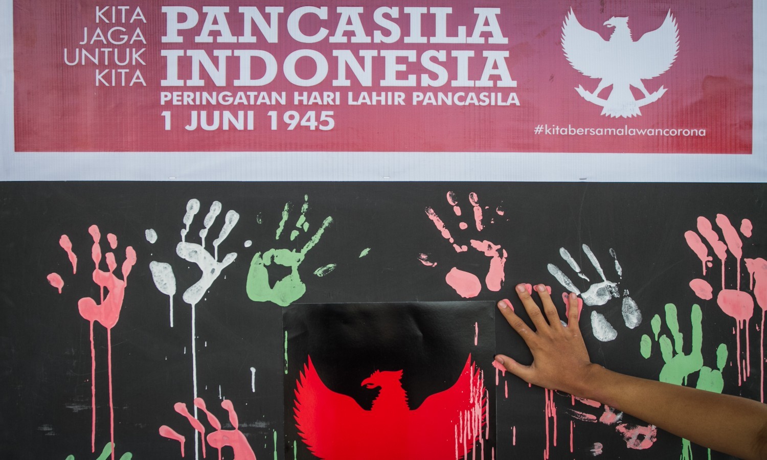 Pancasila Menyatukan Keragaman Di Indonesia