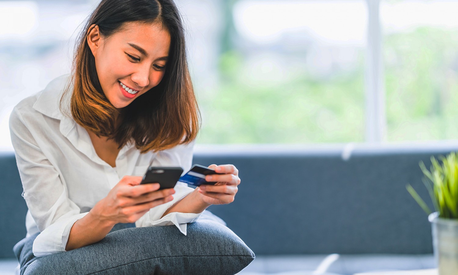 Pertimbangkan 3 Hal Ini Sebelum Lakukan Pinjaman <i>Online</i>