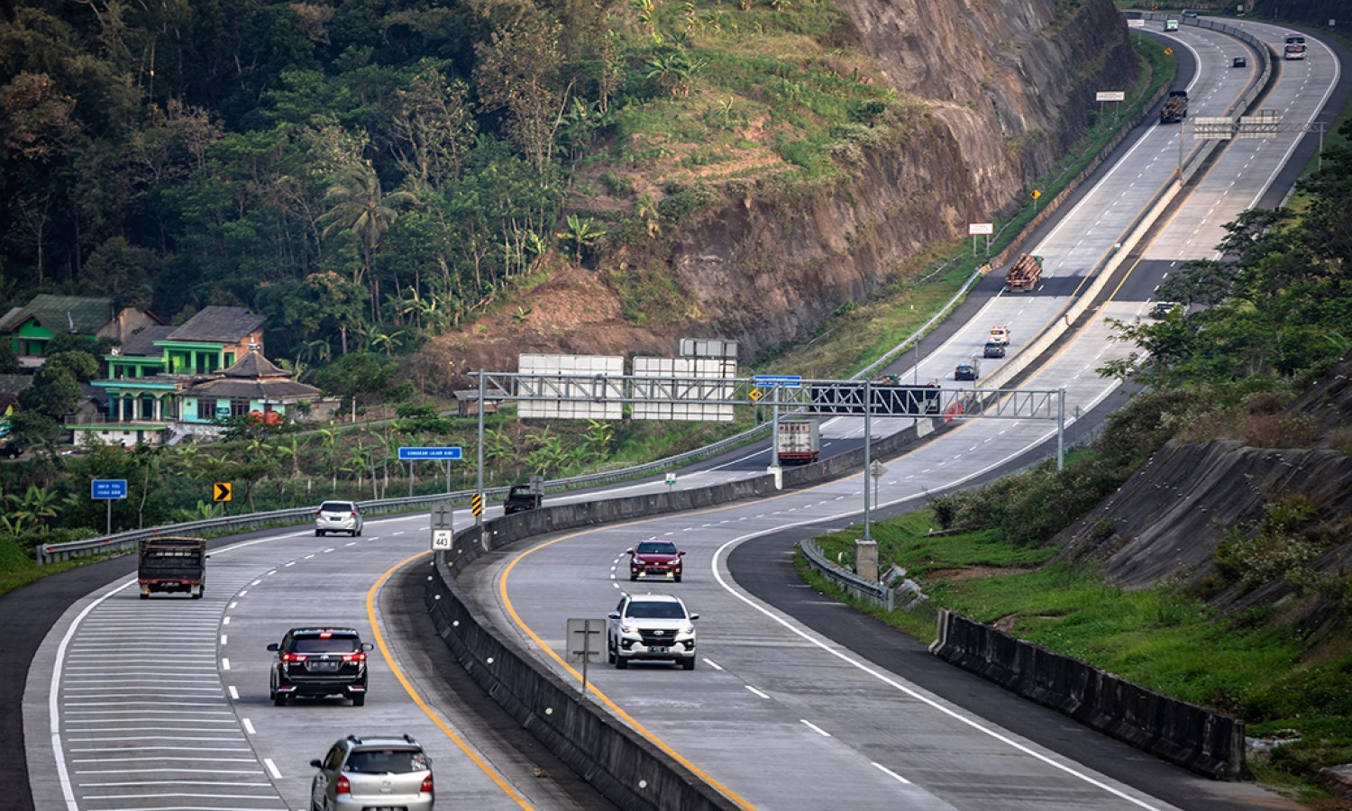 Menteri PUPR: Pandemi Momentum Modernisasi Layanan Tol