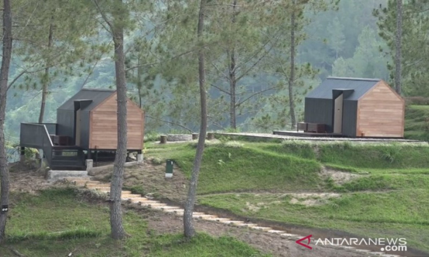 <i>Bobocabin</i>, Akomodasi Menyatu Dengan Alam Danau Toba