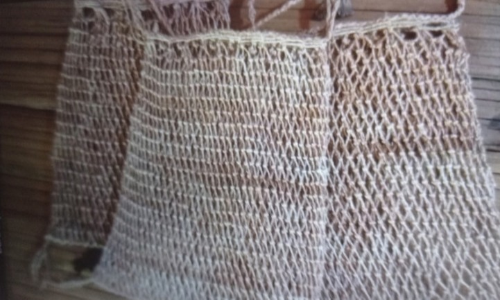 Ragam Tas Tradisional Dari Suku-suku Di Indonesia