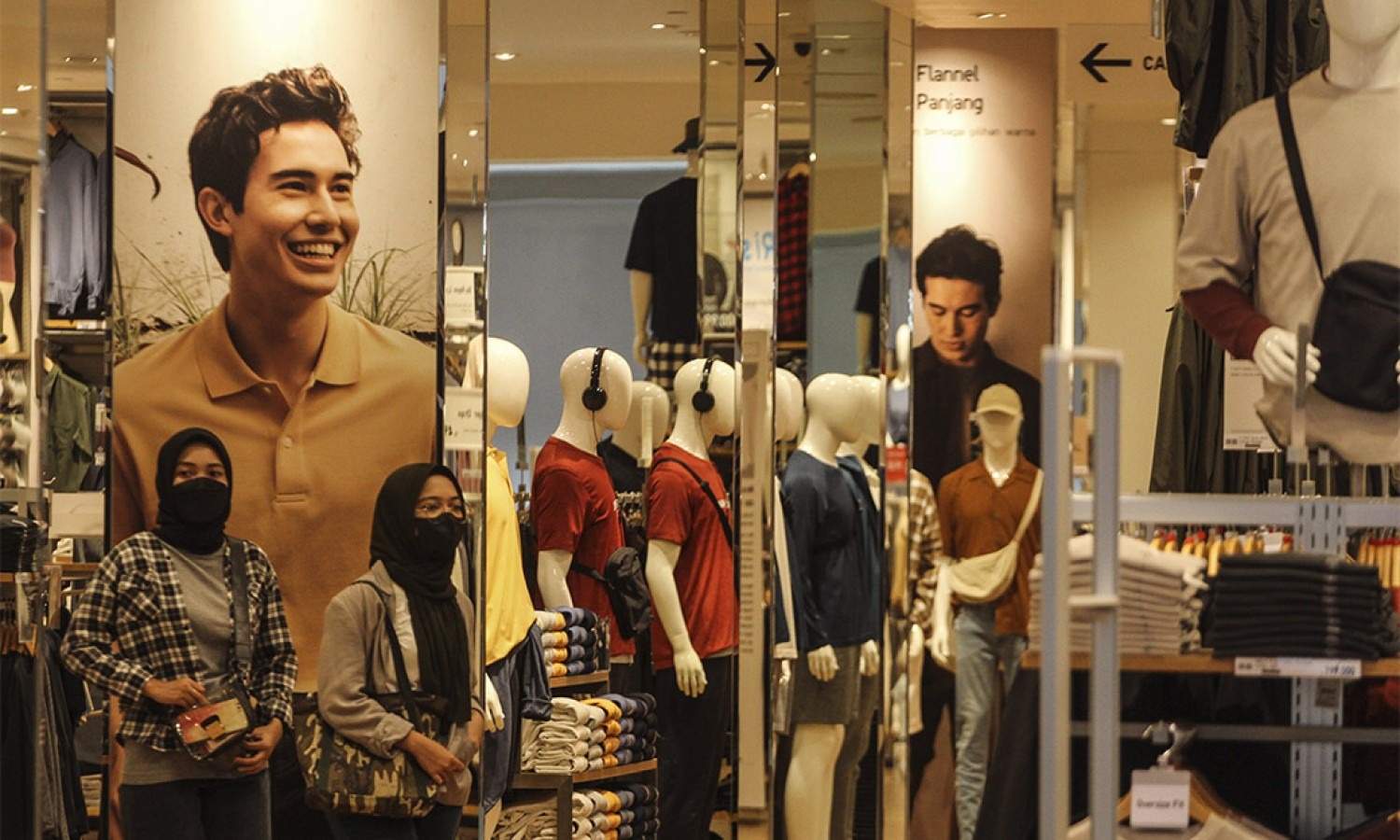 Kini, Mal Boleh Buka Sampai Pukul 21.00