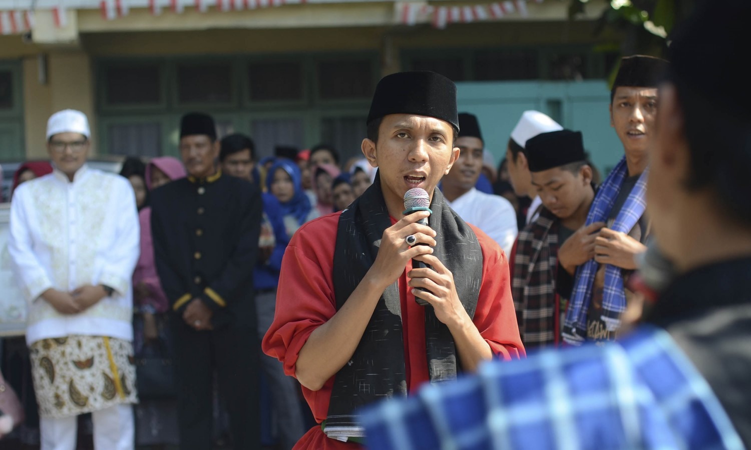 Filosofi Di Balik Tradisi Palang Pintu Pernikahan Betawi
