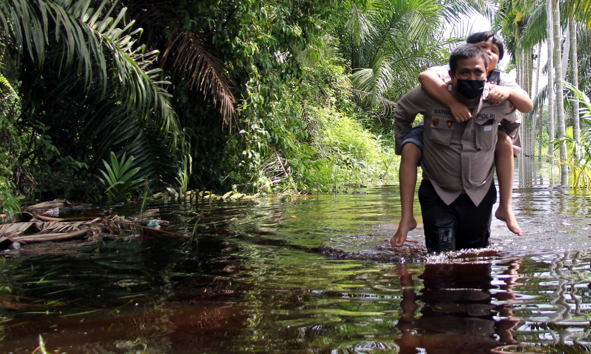 1.694 Polisi Disanksi Sepanjang 2021