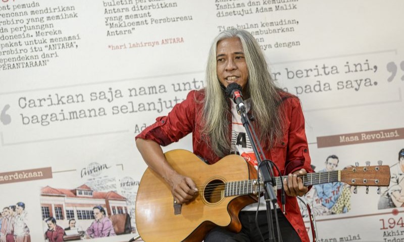 Mr. Jarwo Yang Bangkit Di Tengah Goyahnya Naif