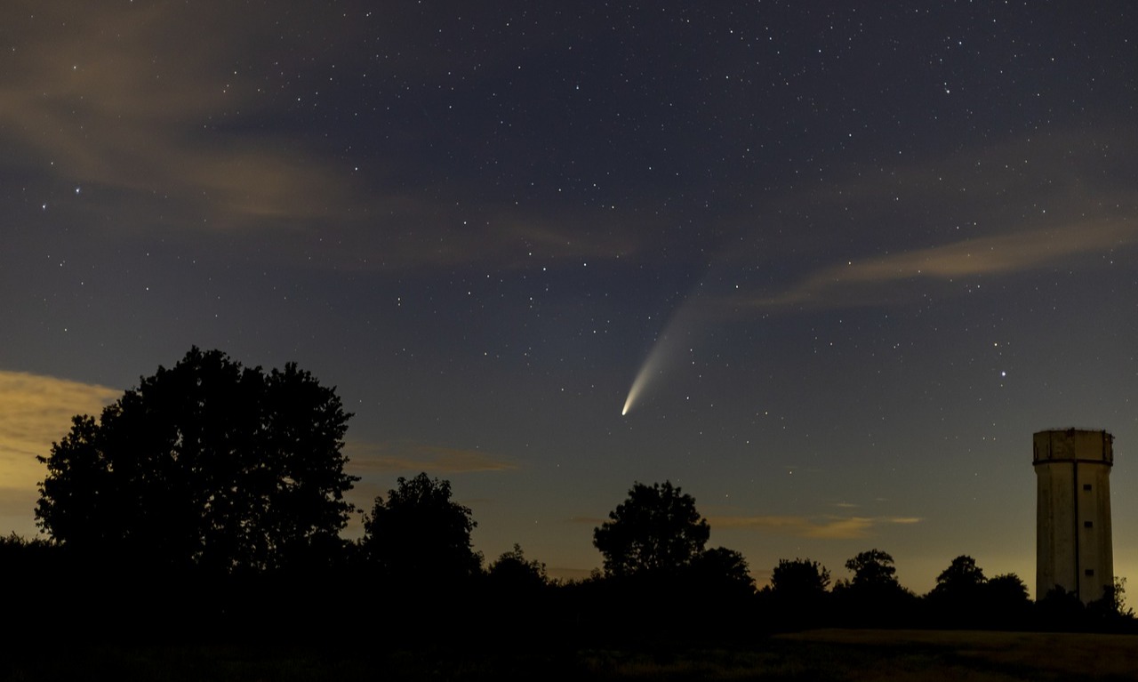 Komet Leonard Akan Hiasi Langit Sepanjang Bulan Desember