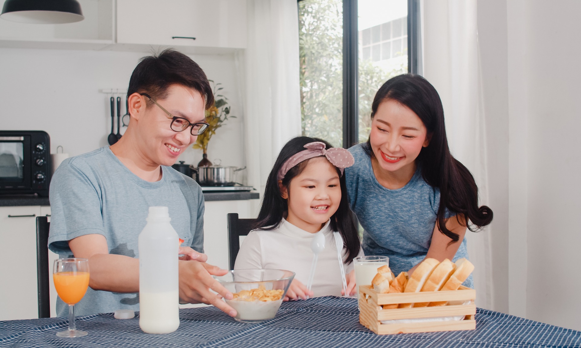 Sarapan Belum Jadi Kebiasaan Anak Indonesia
