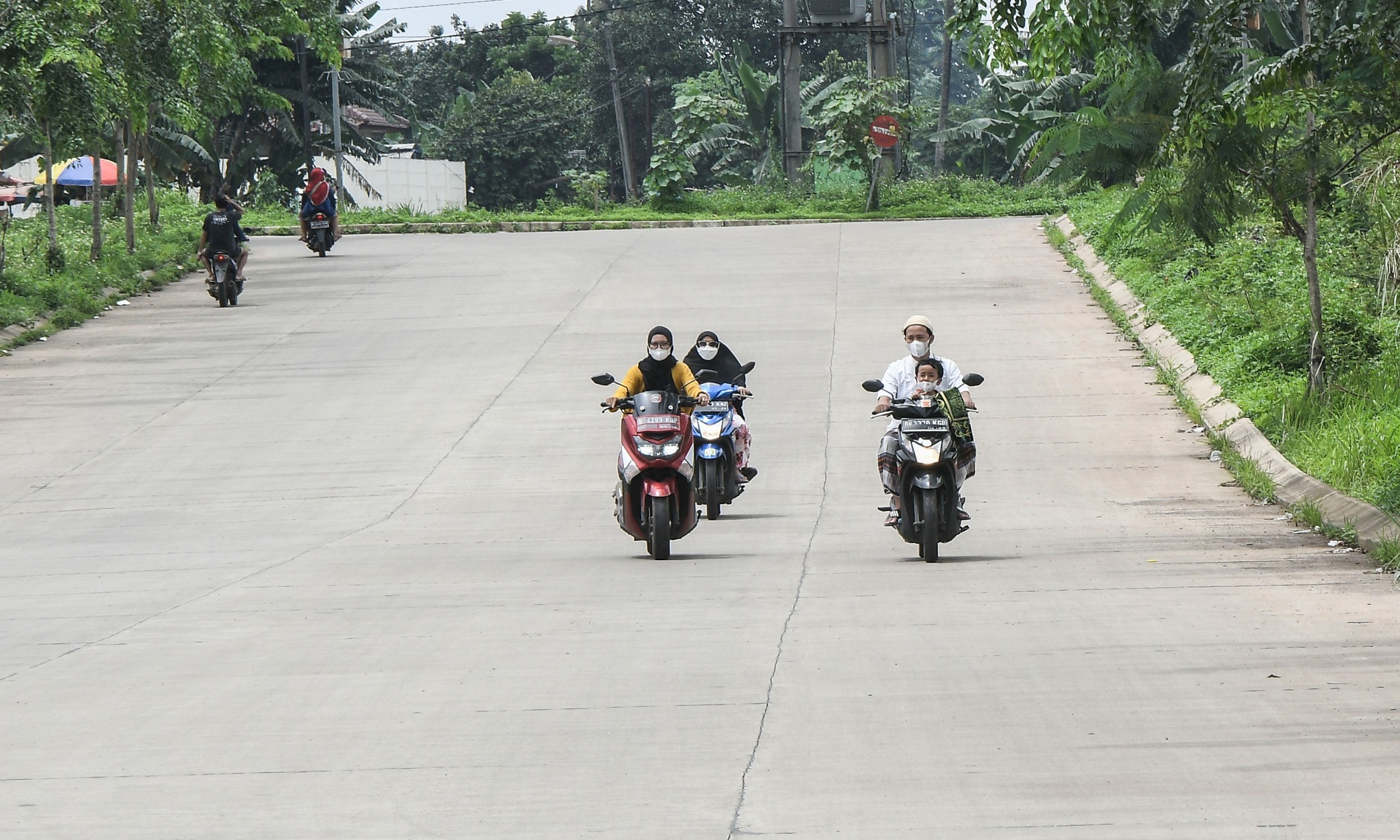 DPR Kritik Aturan Tilang Pemotor Pakai Sandal Jepit