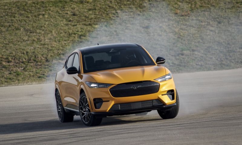 49 Ribu Ford Mustang Mach-E Ditarik Karena Isu Penggerak