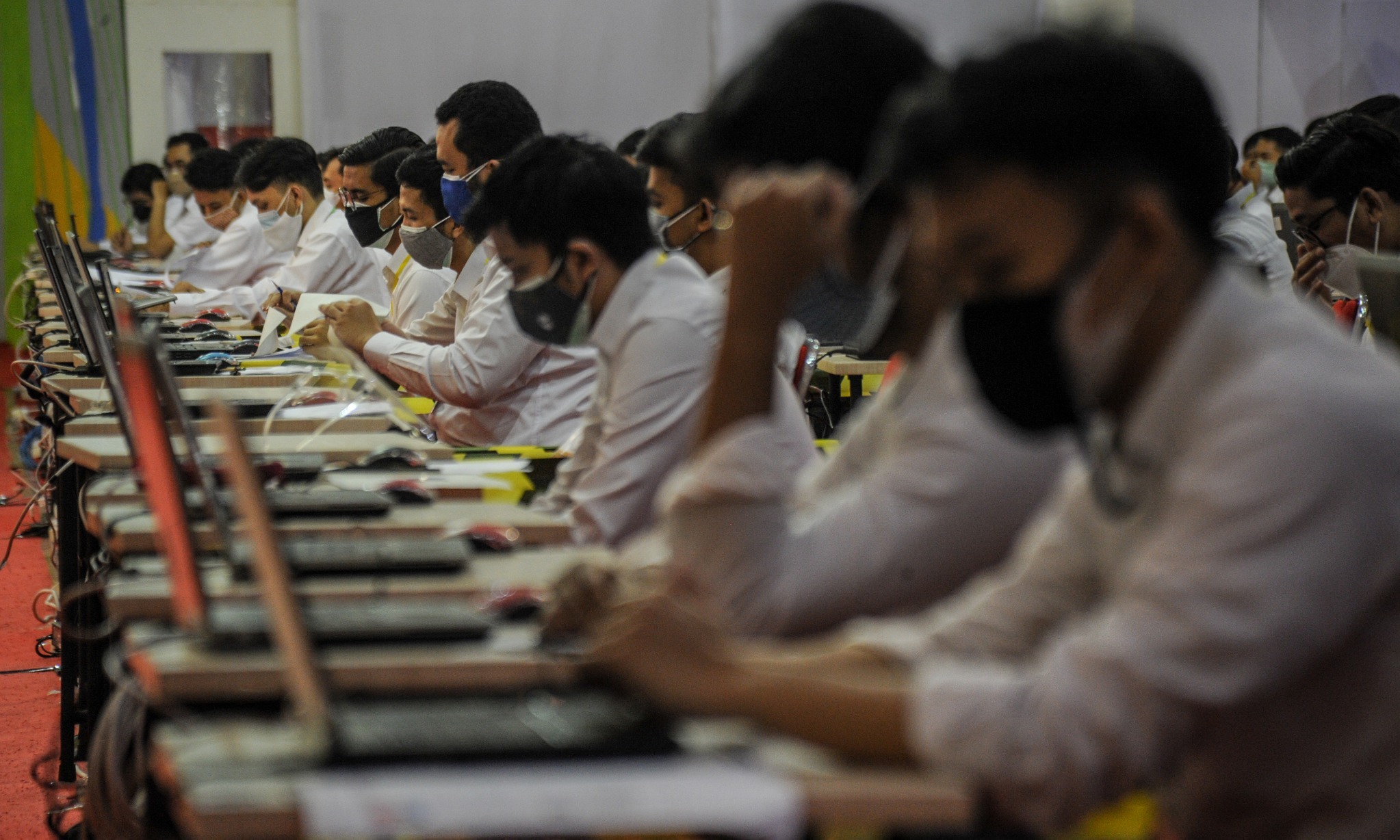 Pegawai Honorer dan Bayang-Bayang <i>Outsourcing</i> Nakal