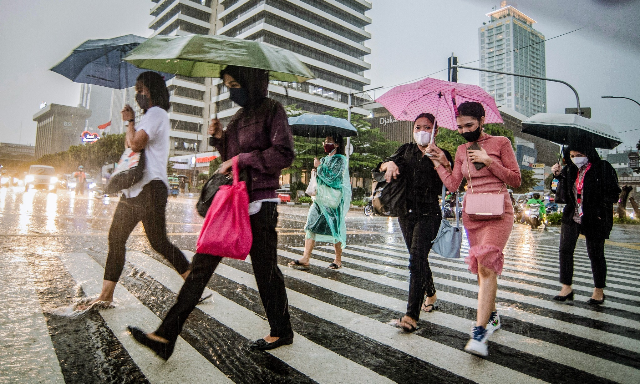 Kenapa Hujan Membuat Kita Mengantuk?