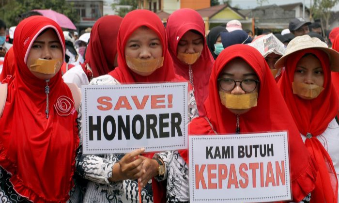 Ratusan Honorer Sekolah Di Mukomuko Bekerja Tanpa Gaji