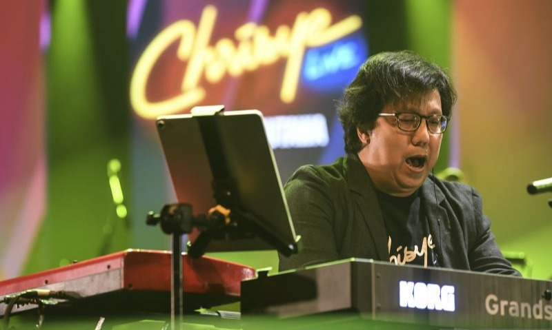 Konser "Chrisye Live by Erwin Gutawa" Akan 'Hidupkan' Chrisye