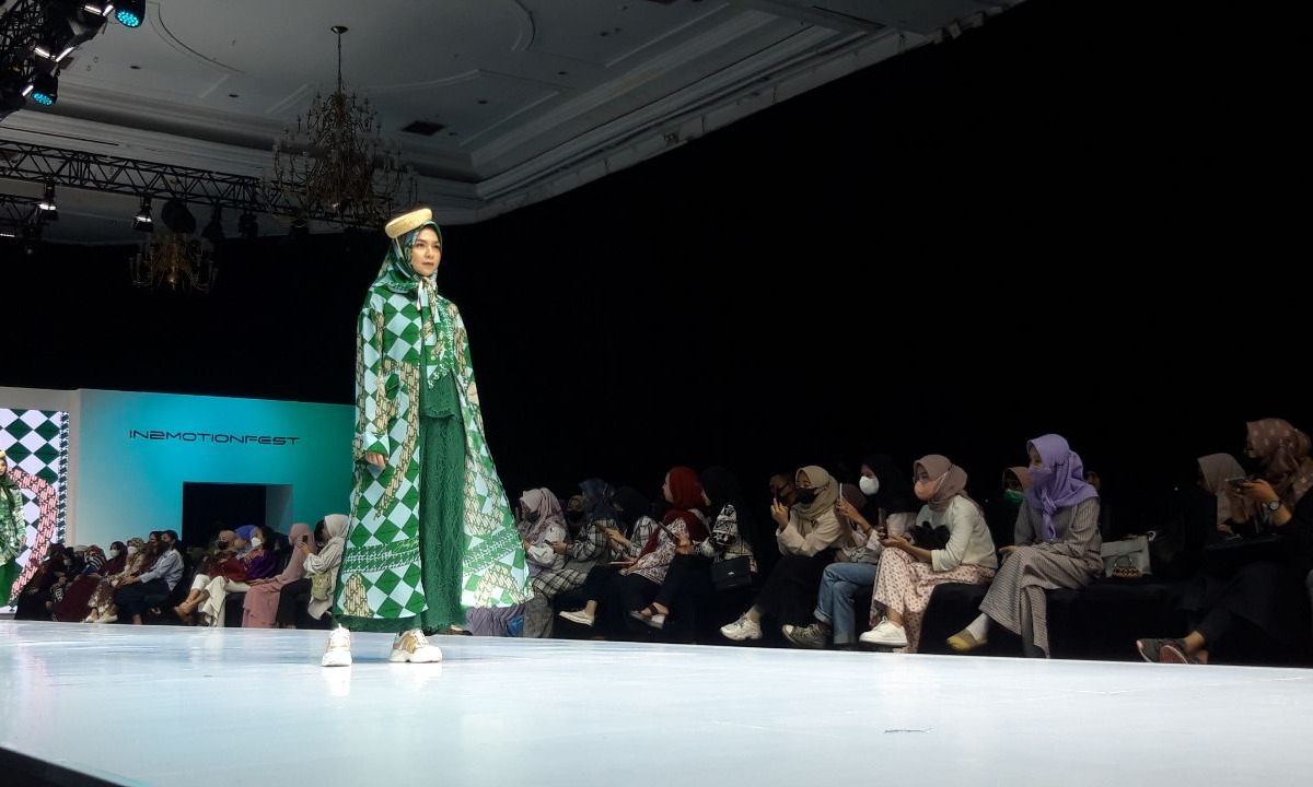 Wujudkan Indonesia Sebagai Kiblat Fesyen Muslim Dunia Di ISEF 2022