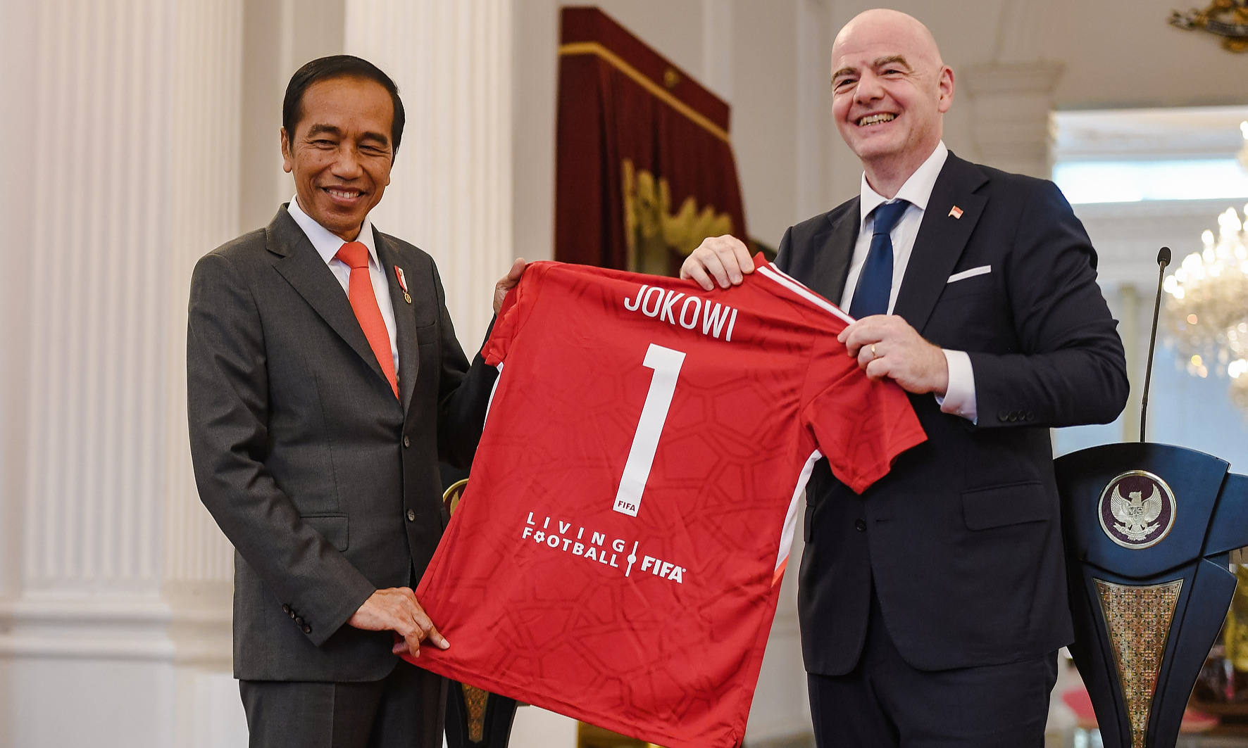 FOTO CERITA: Jokowi-FIFA, Stadion Kanjuruhan Akan Dibangun Ulang