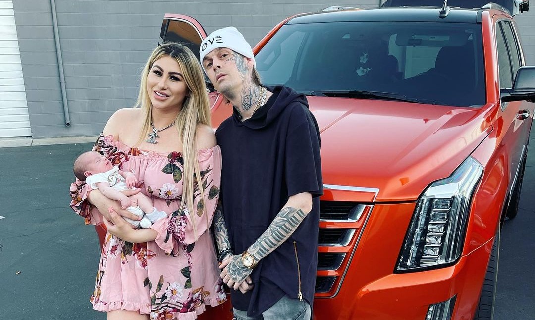 Terang Dan Gelap Jalan Hidup Aaron Carter