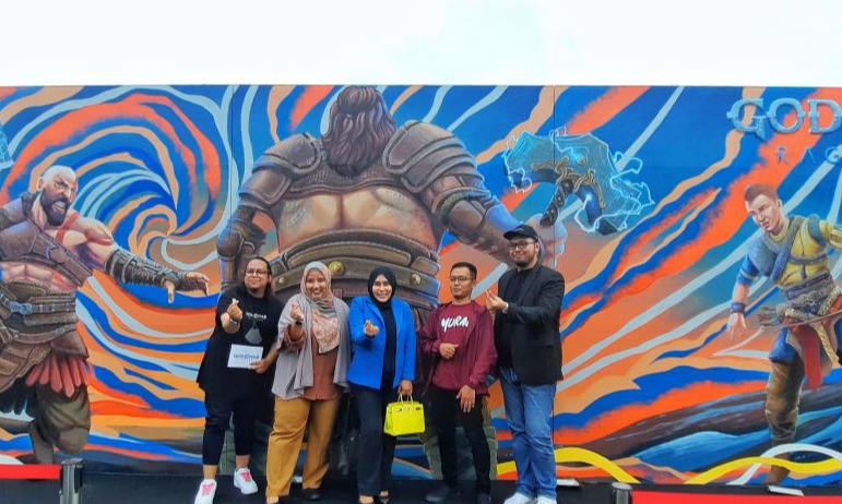 Hadirkan Mural "God of War Ragnarök" Di Kota Tua