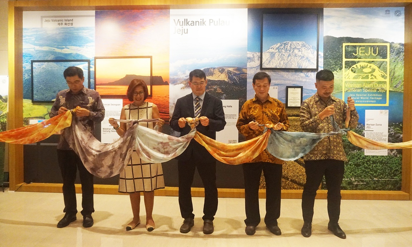 Pesona Pulau Jeju Dipamerkan Di WTC Jakarta