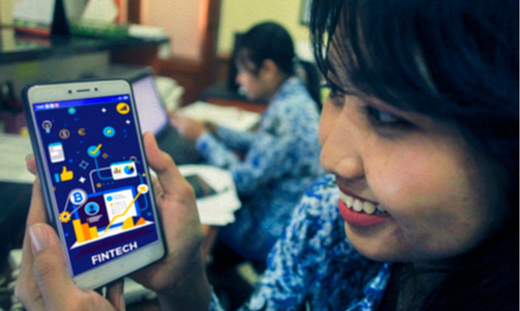 Lima Langkah Aman Gunakan Layanan <i>Fintech</i>