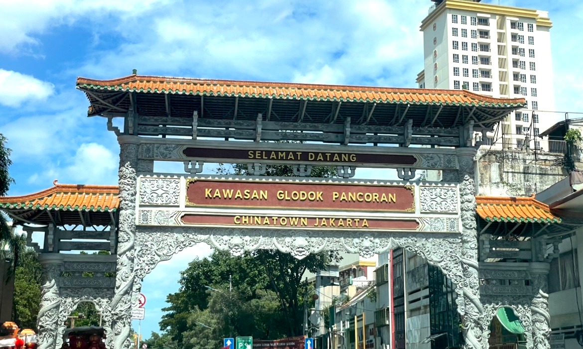 Jelajah Dan Jajan Pernak-Pernik Imlek Di Pecinan Glodok