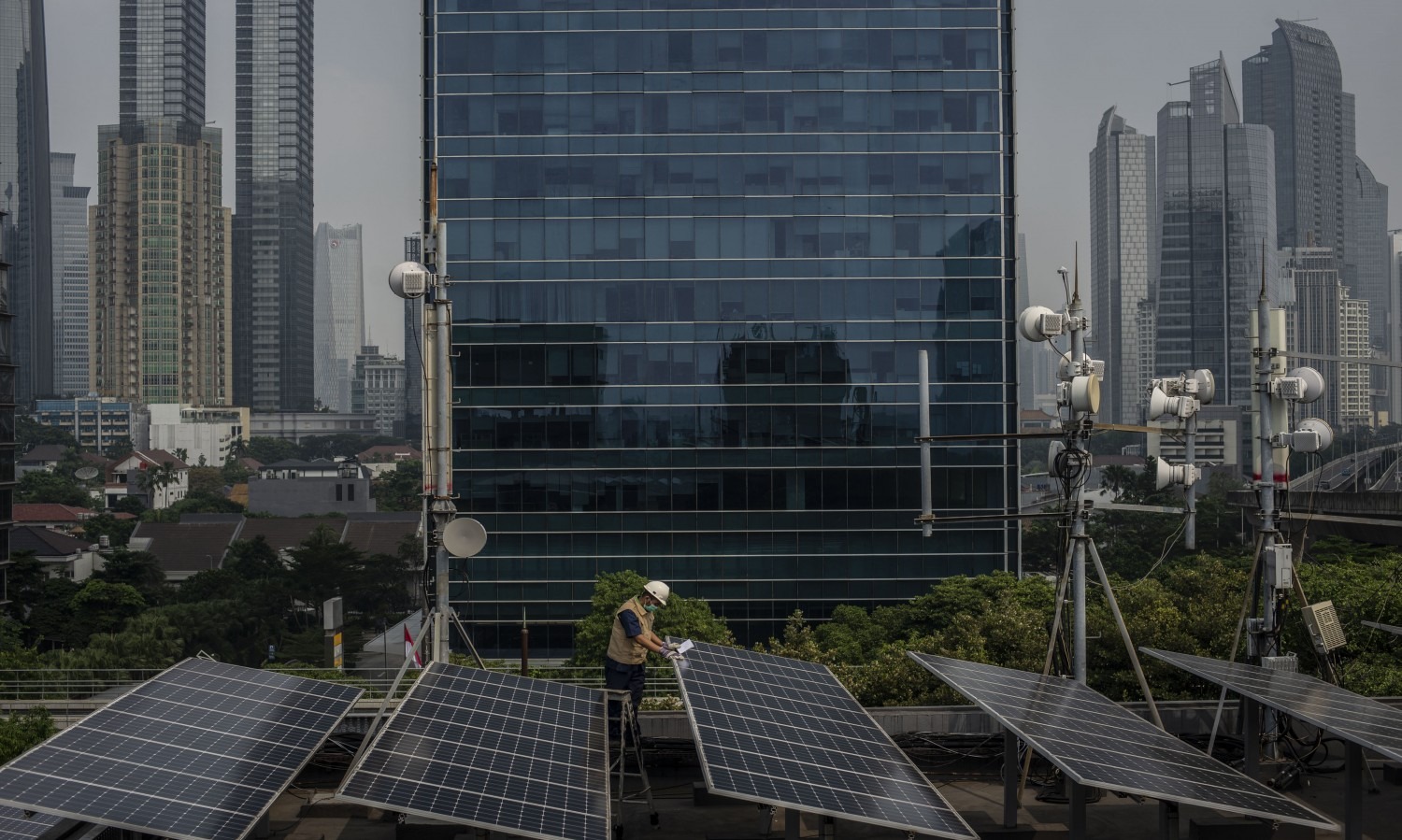 Indonesia Butuh Investasi US$2,5 Triliun untuk Capai Target Nol Emisi