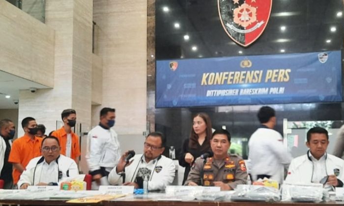Bareskrim Selidik Penipuan Berkedok Undangan Pernikahan <i>Online</i>