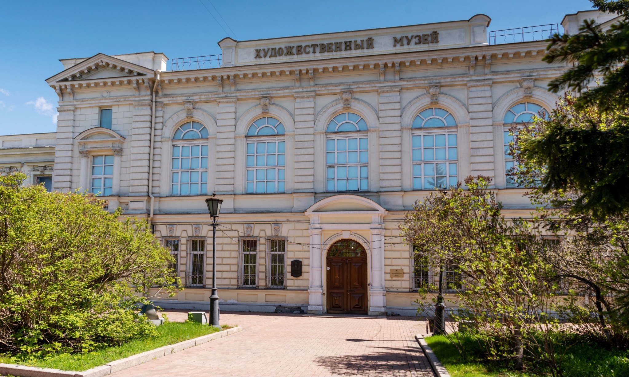 Jejak Sejarah Dan Budaya Siberia Di Museum Regional Irkutsk