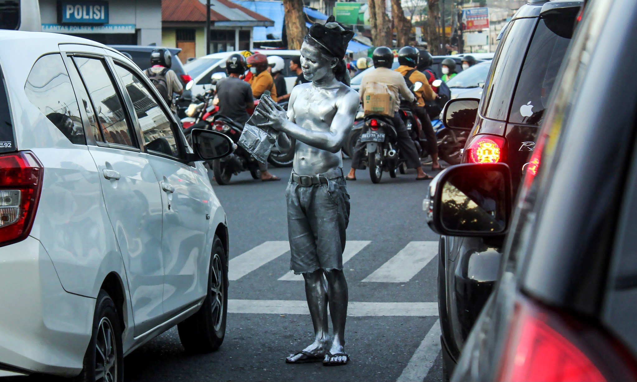 Pemberi Uang Ke Pengemis Didenda Ratusan Ribu