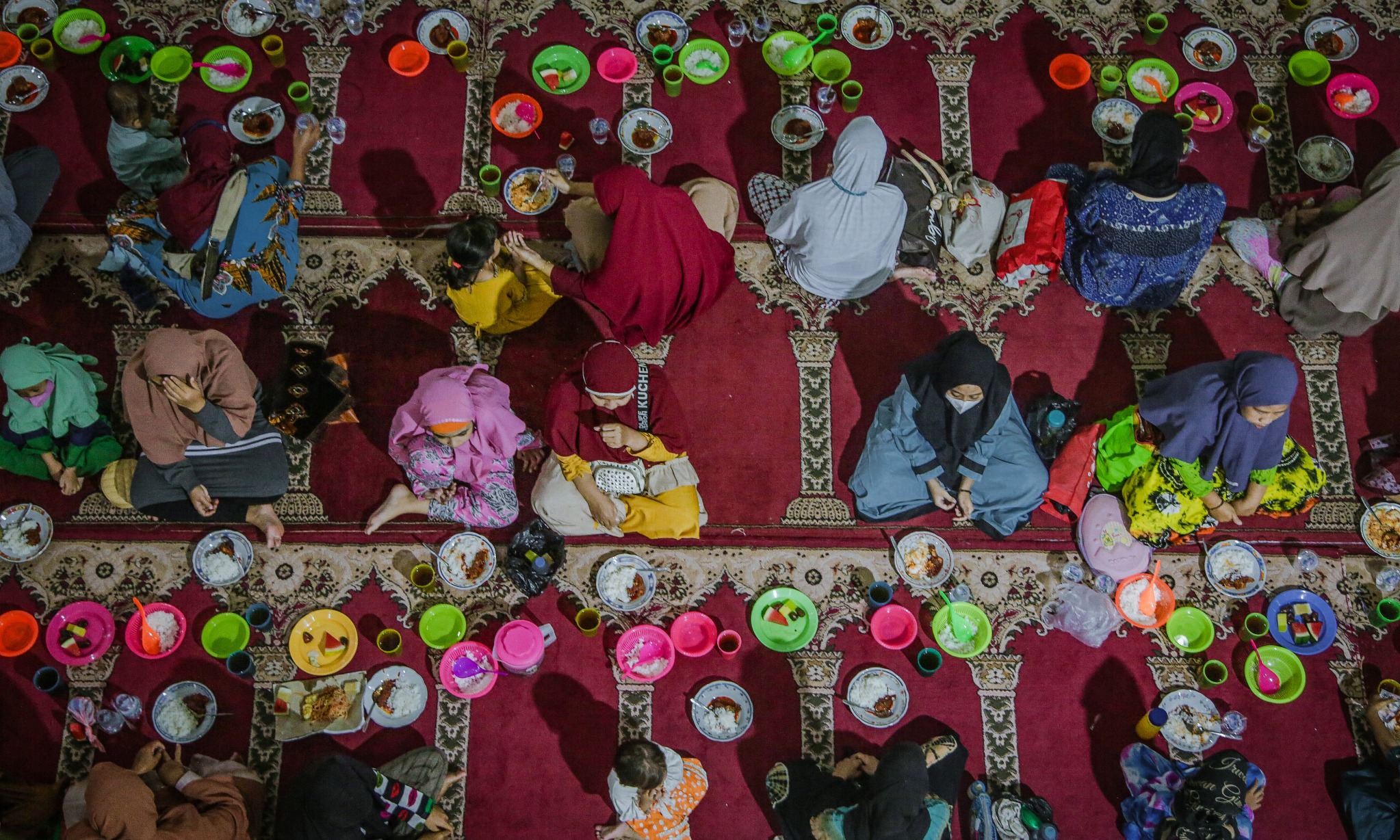 PKS Minta Jokowi Cabut Larangan Bukber Pejabat