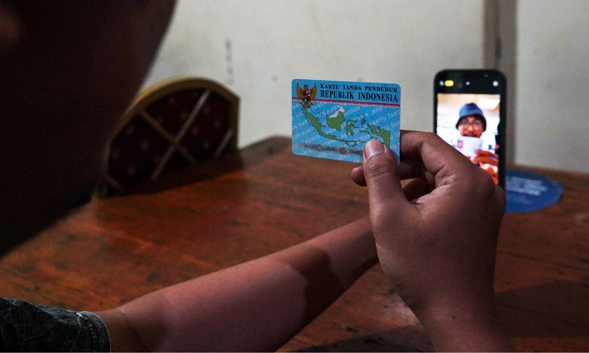 OJK Minta Masyarakat Tak Pakai Pinjol untuk Berbagi Uang Lebaran