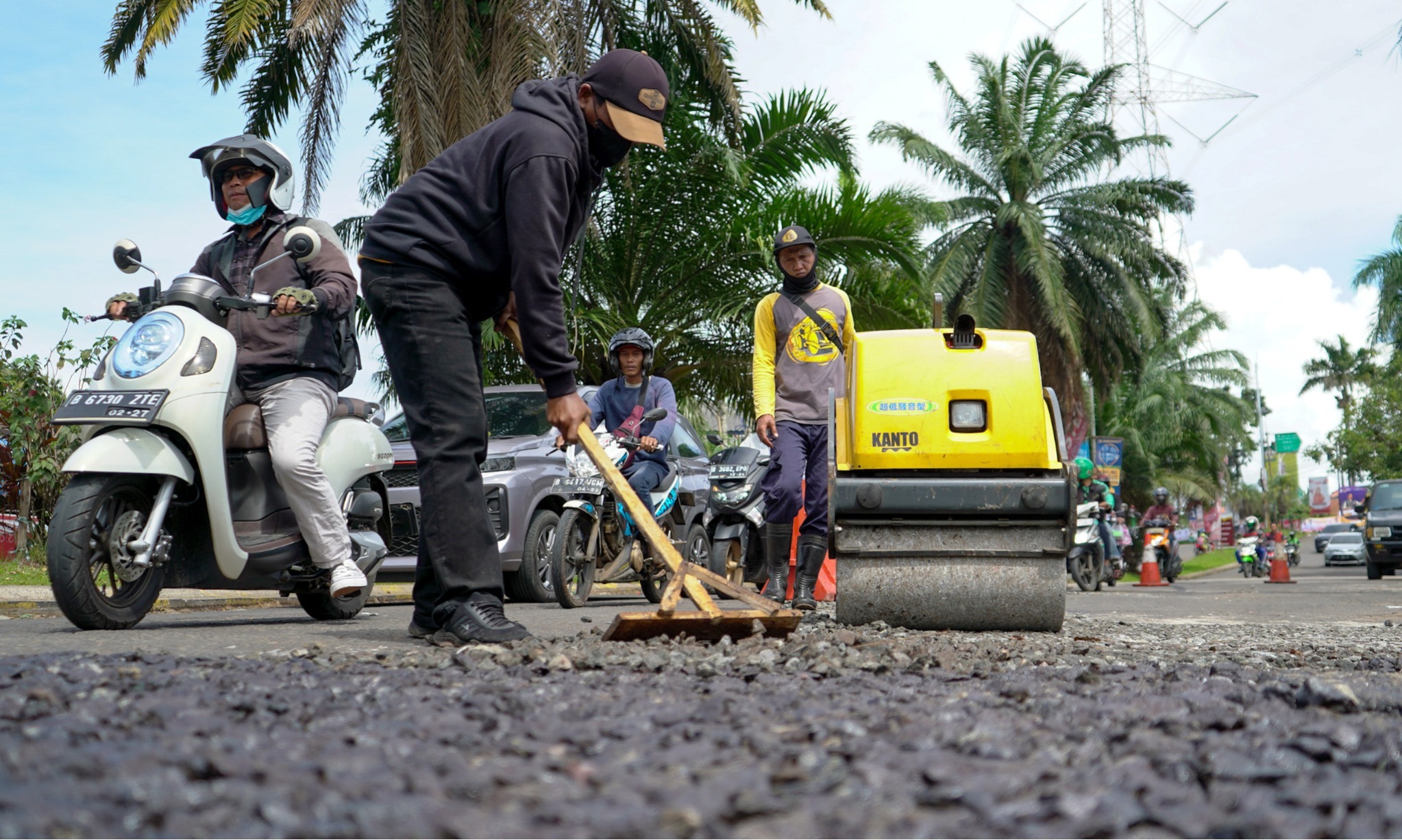Mengurai Masai Persoalan Jalan Berlubang