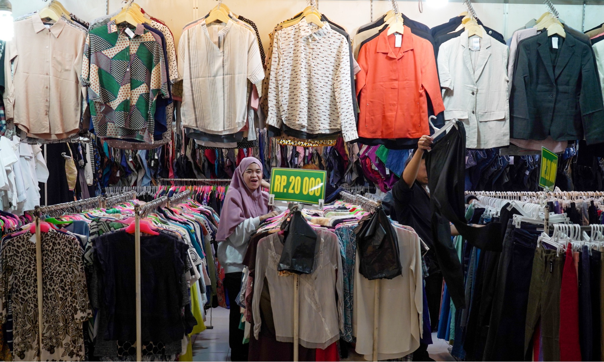 Inflasi Tinggi Lambungkan Minat <i>Thrifting</i>