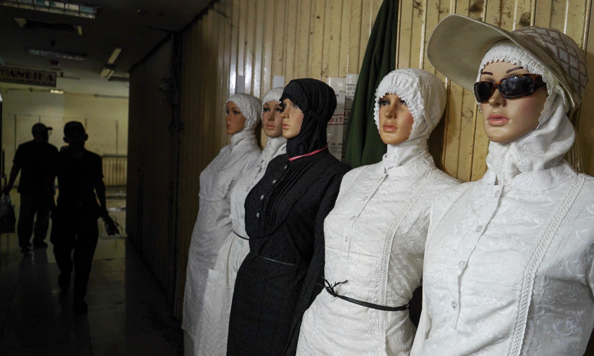 Tips Dan Trik Pilih <i>Outfit</i> Kece Saat Lebaran