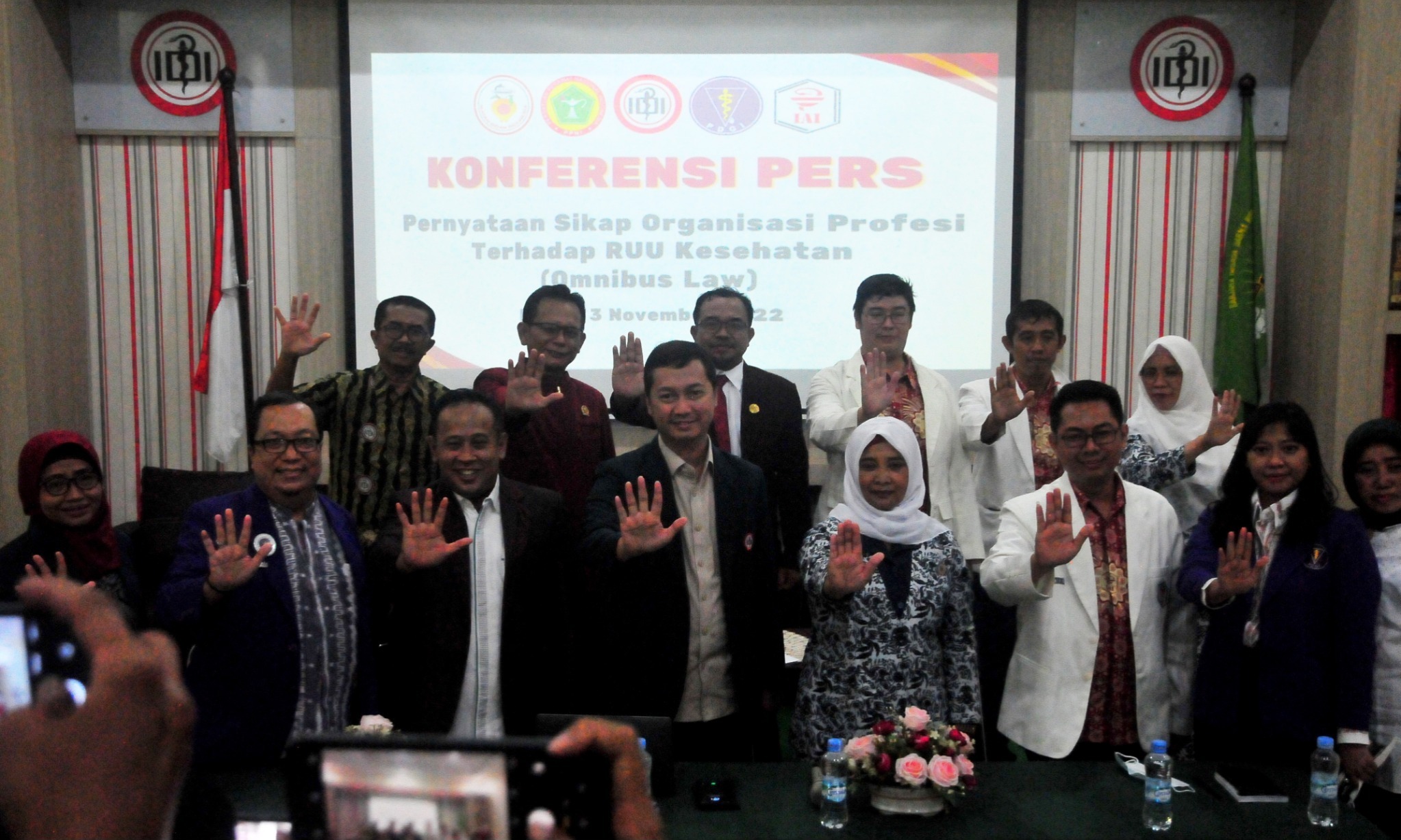 Tenaga Kesehatan Menerima Pembinaan Pasca Sanksi