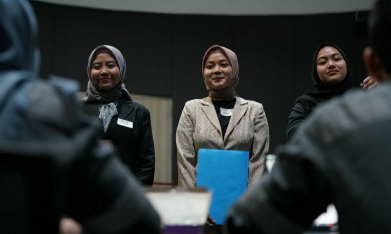 Kereta Cepat Mulai Rekrut Kru Layanan Penumpang
