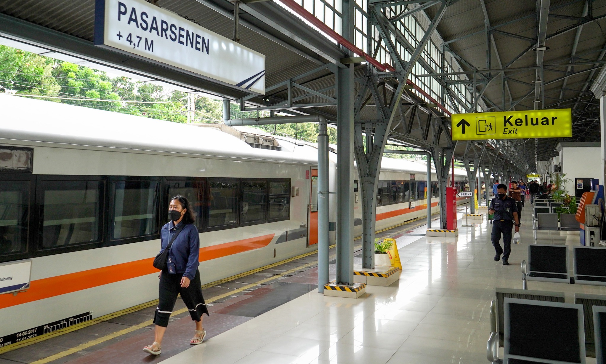 KAI Luncurkan Lima Kereta Api Baru