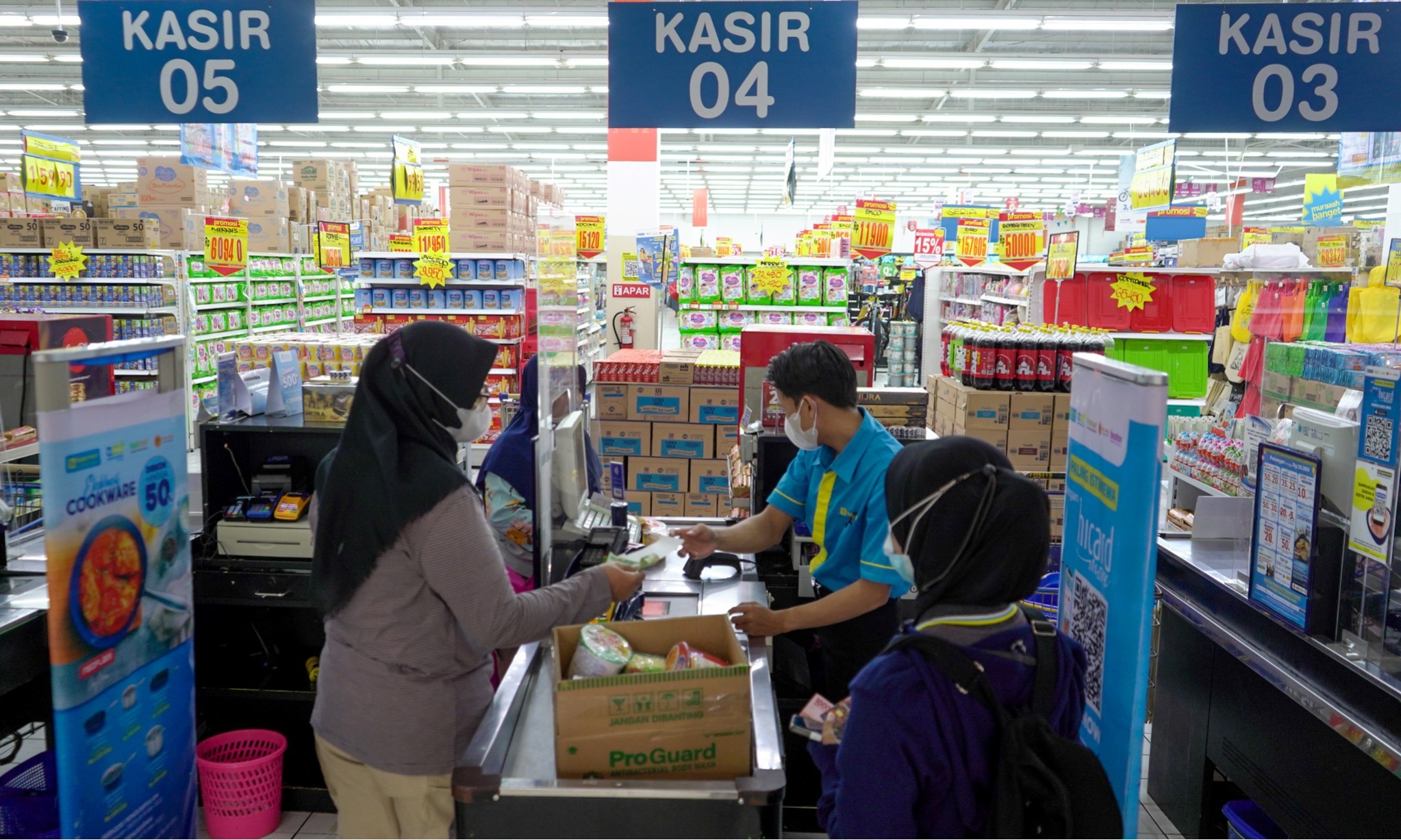 Normalisasi Konsumsi Masyarakat Usai Hari Raya Redam IPR Mei 2023