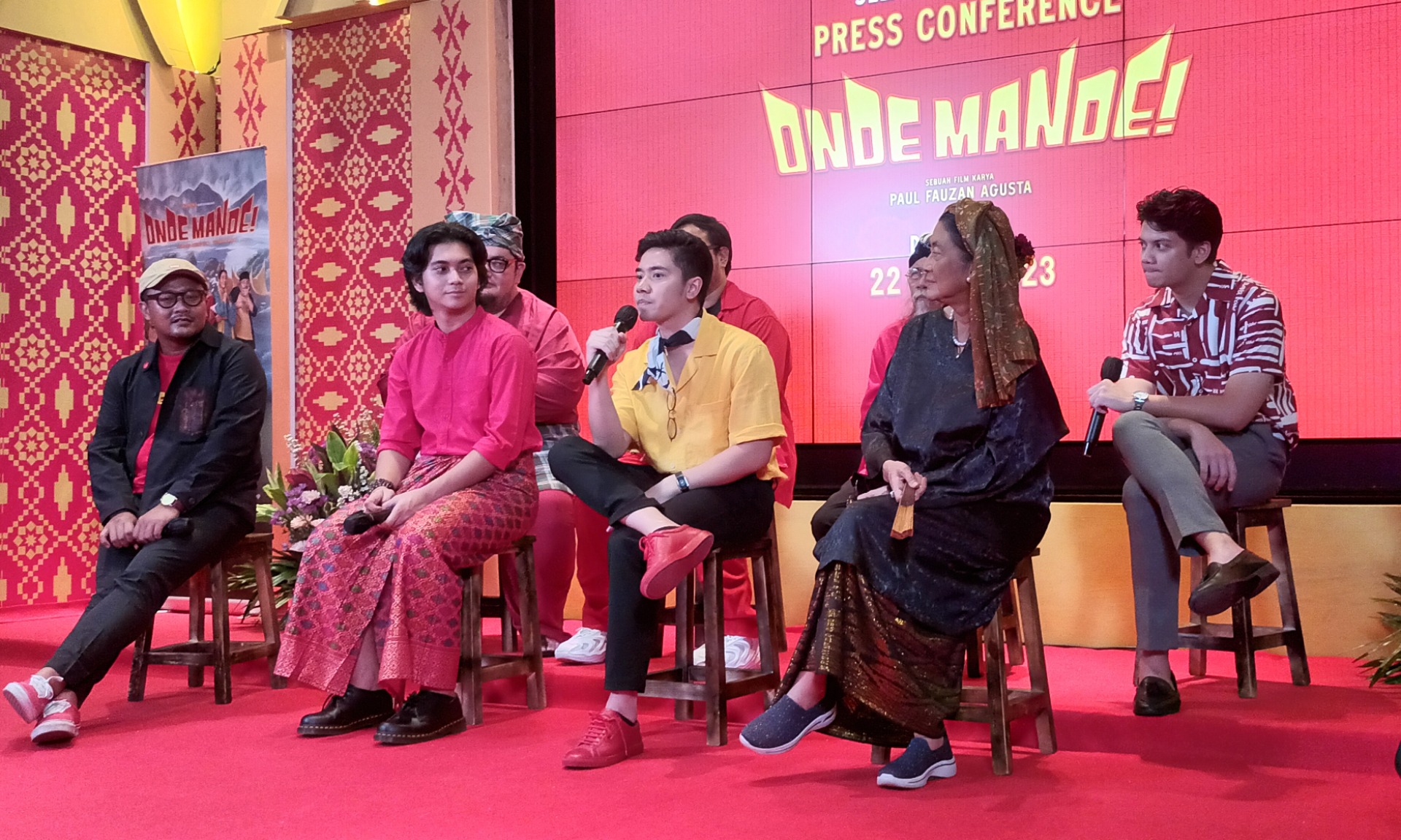 Cerita Paul Agusta Meramu Drama Komedi “Onde Mande!”