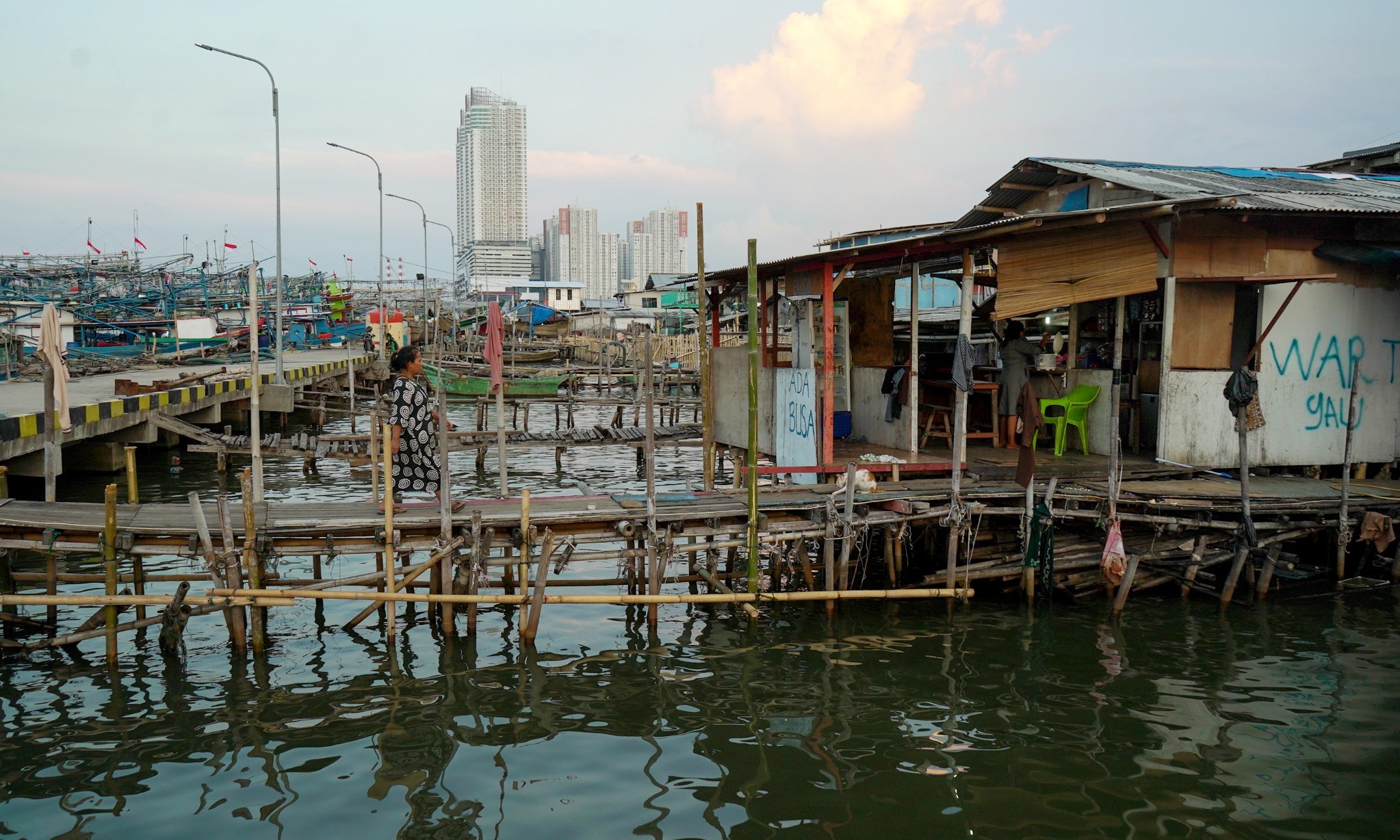 Paradoks Nelayan Di Negeri Maritim