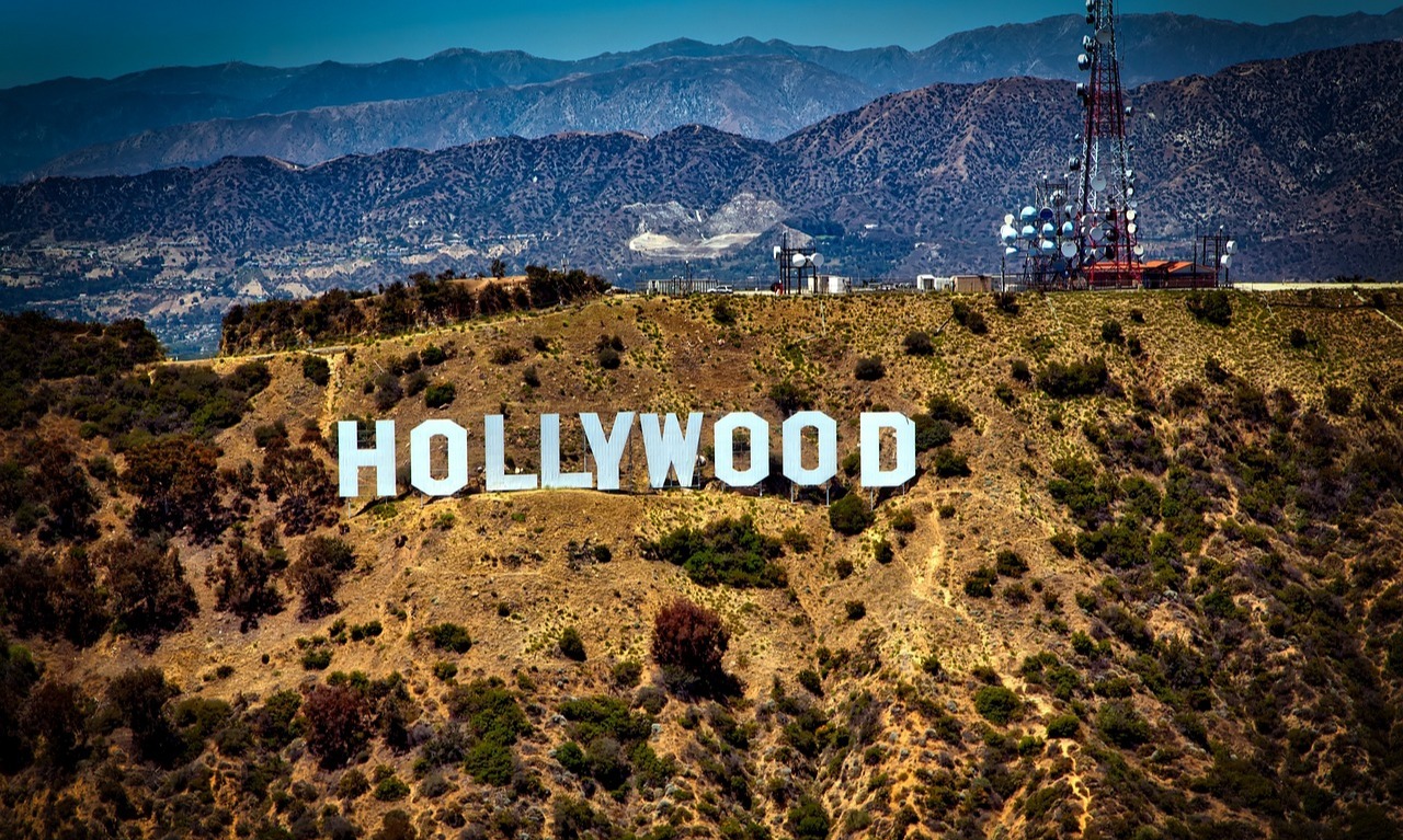 Soal Gaji Hingga Ancaman AI, Aktor Hollywood Mogok Massal