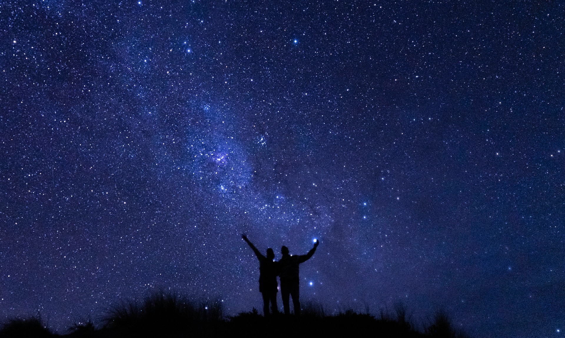Ini Dia Destinasi Yang Seru Untuk <i>Stargazing</i> Di Indonesia