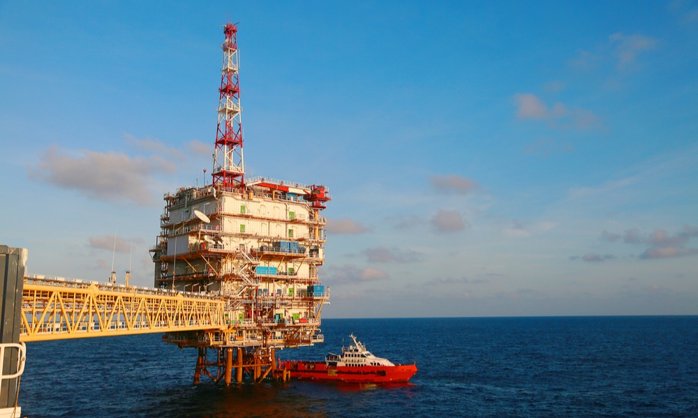 Harga Minyak Mentah Dunia Sentuh Level Tertinggi Sejak April