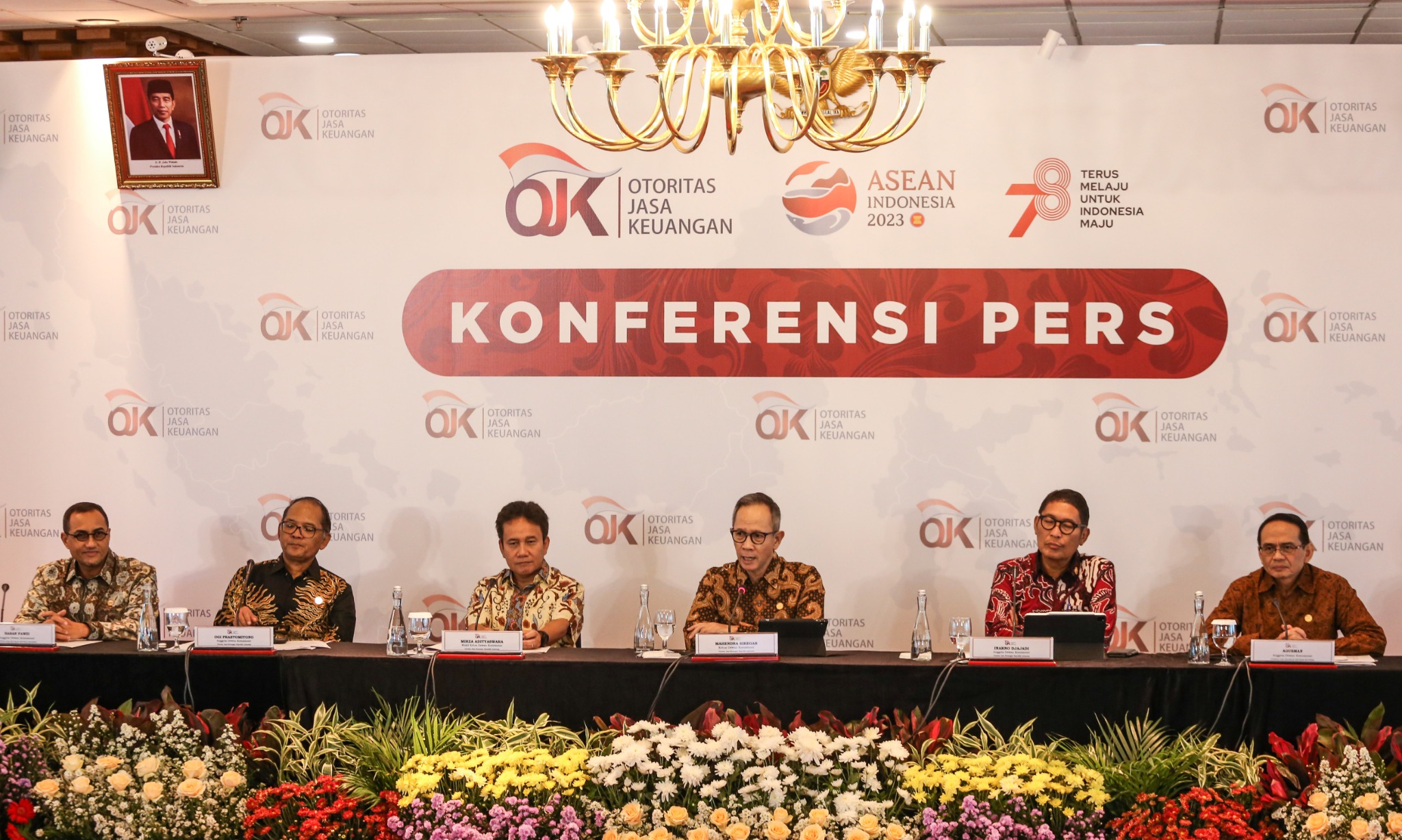OJK: Tiga Investor Asing Siap Akuisisi Multifinance RI