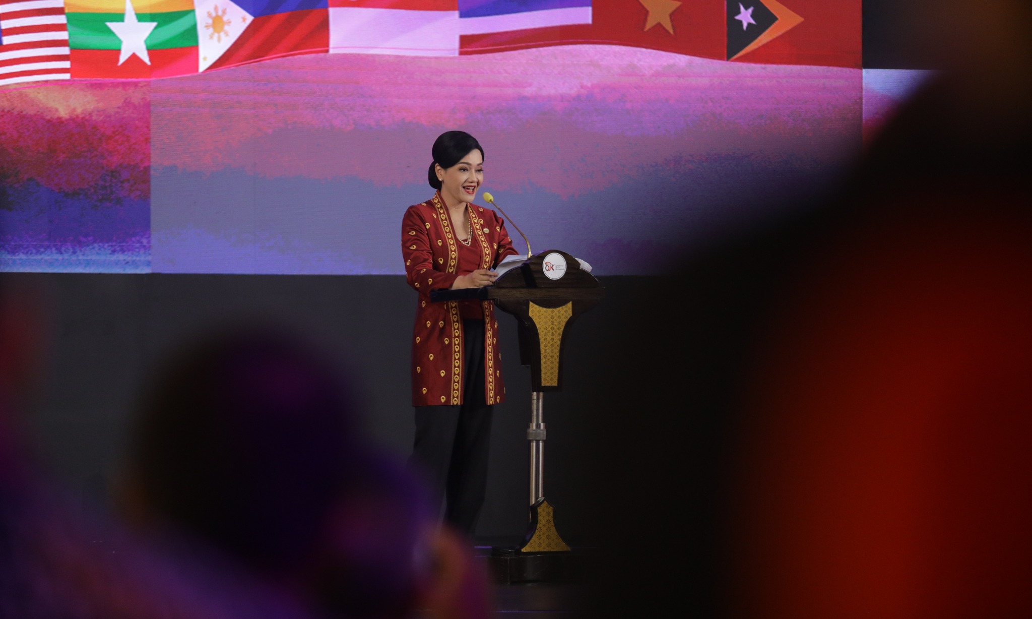 OJK: Gap Inklusi Keuangan Perkotaan Vs Pedesaan Turun Jadi 4%