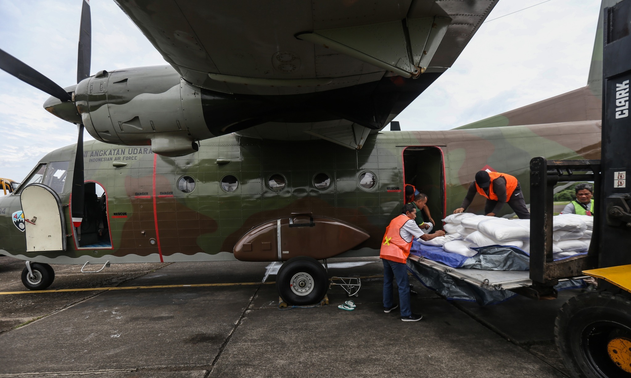Menengok Sejarah Modifikasi Cuaca Indonesia