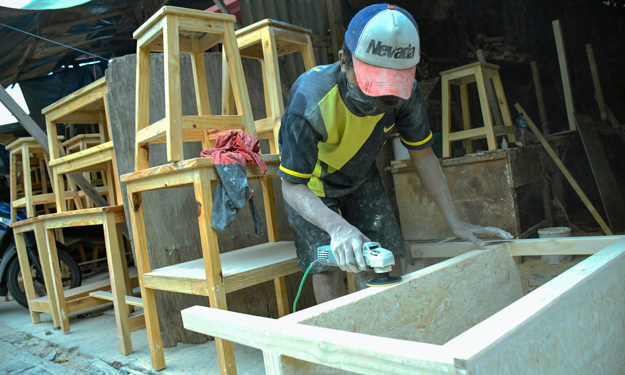 Menperin Minta Industri Furnitur Genjot Ekspor