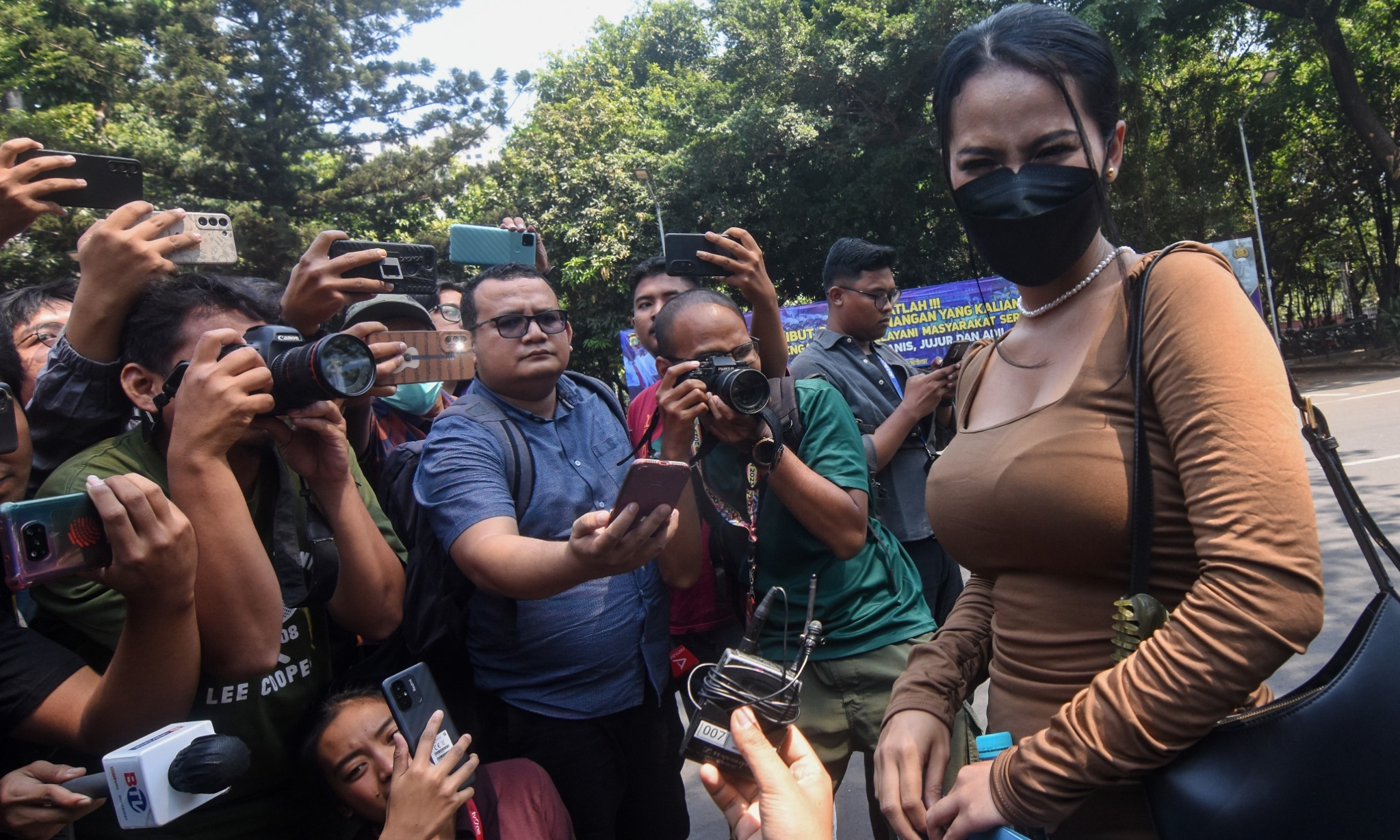 Siskaeee Penuhi Panggilan Polisi Terkait Kasus Film Porno di Jaksel