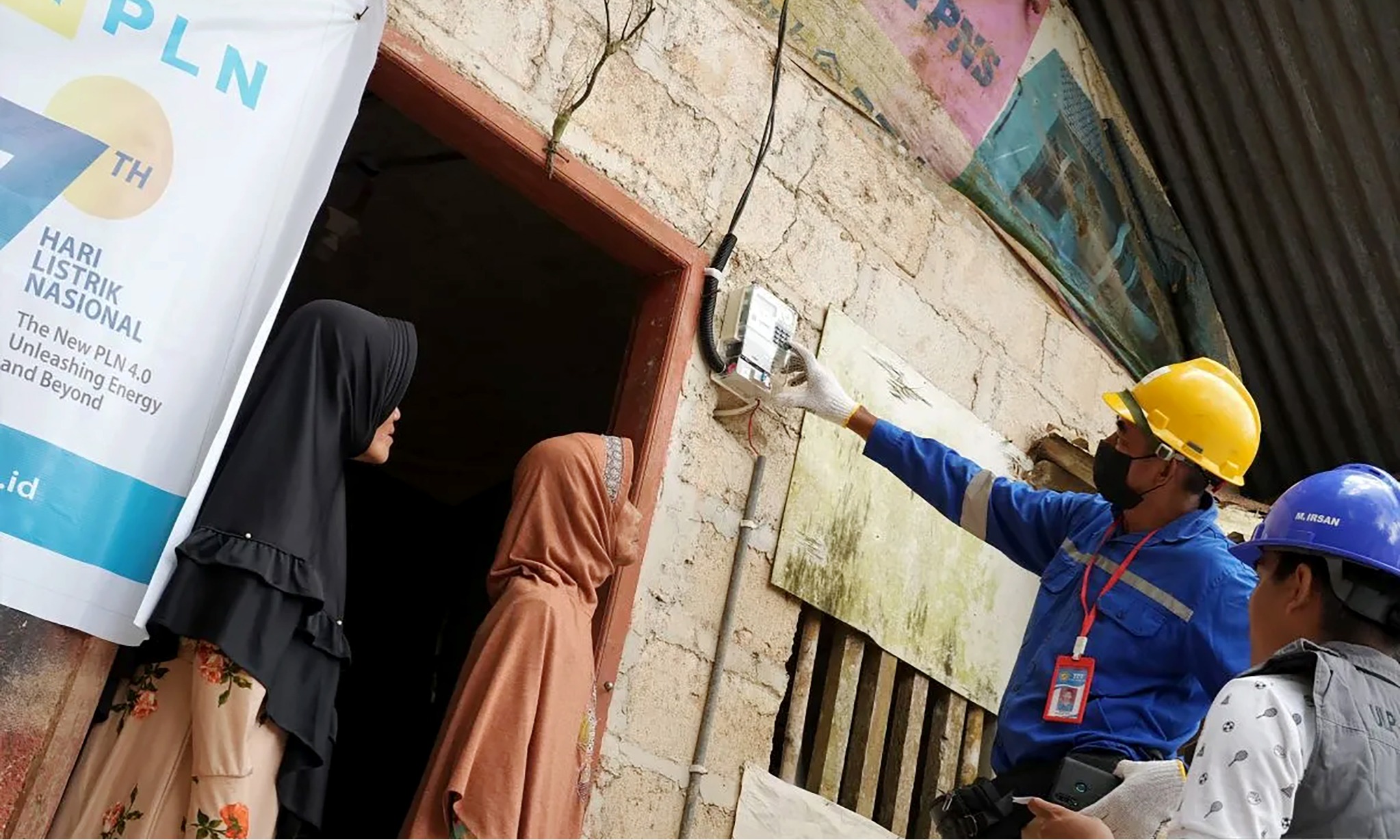 5 Ribu Rumah Tangga Di Cianjur Terima Bantuan Pasang Baru Listrik