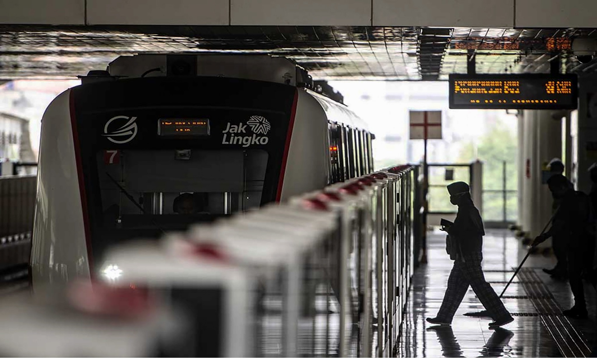 LRT Fase Velodrome-Manggarai Selesai 36 Bulan